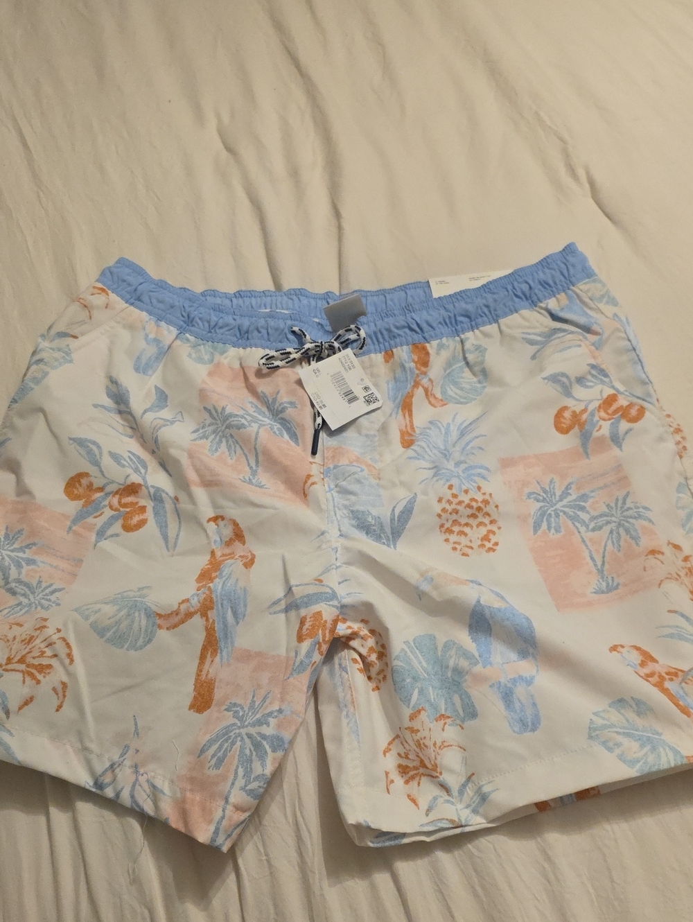 AMERICAN EAGLE Men's Light Blue & White Tropical Swim Trunks